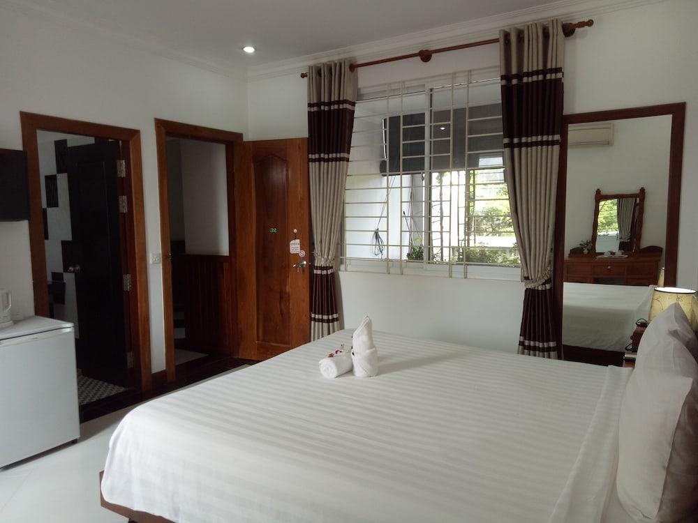 Hotel Oriental Siem Reap Esterno foto