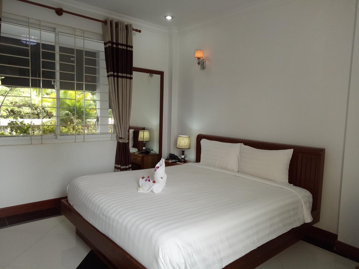 Hotel Oriental Siem Reap Esterno foto
