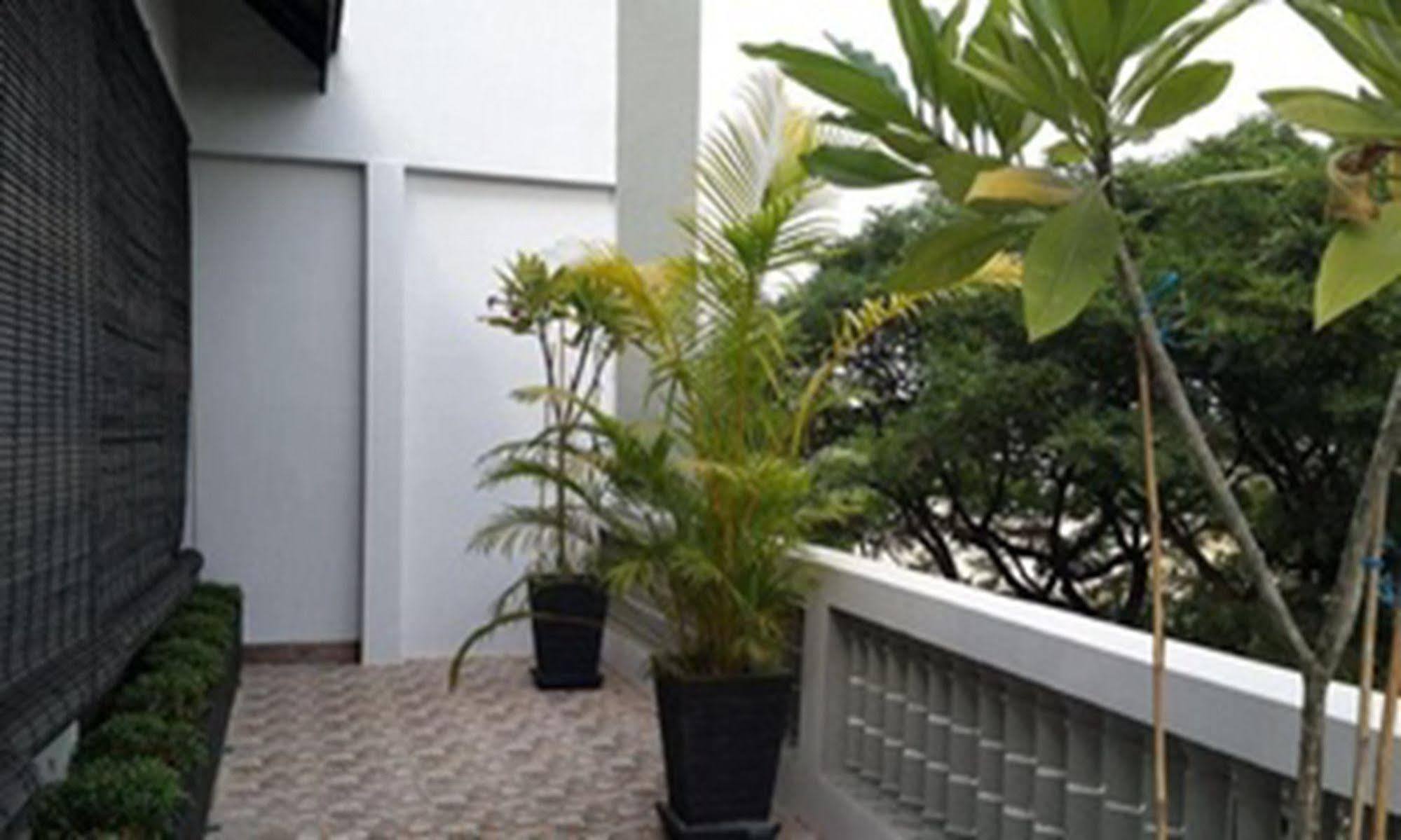 Hotel Oriental Siem Reap Esterno foto