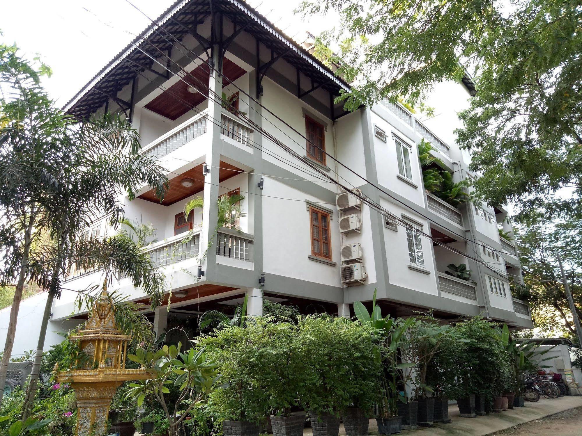 Hotel Oriental Siem Reap Esterno foto